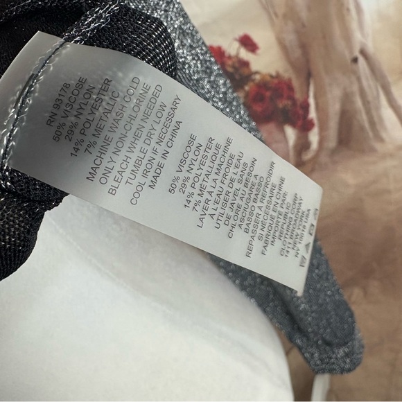 NEW Elie Tahari Silver Metallic Women's Cardigan - Picture 9 of 11